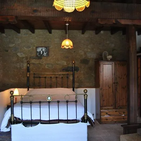 Xenis House Country house Galata