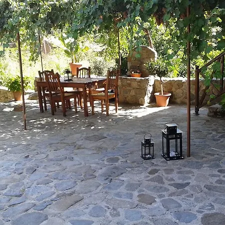 Xenis House Country house *