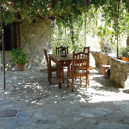 منزل ريفي Xenis House Galata