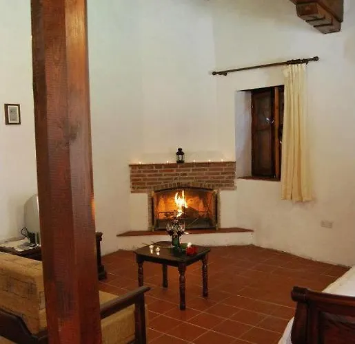 Lantställe Xenis House *